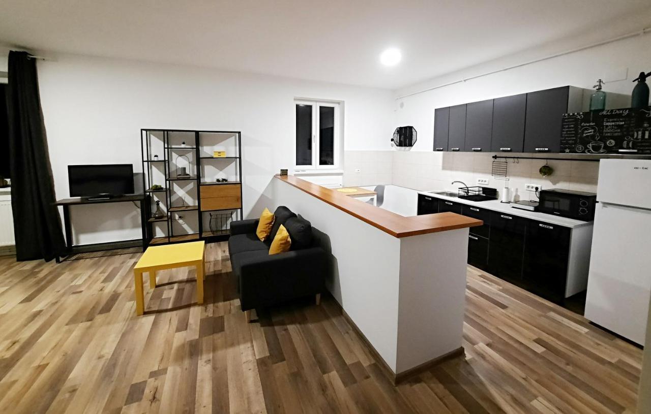 Pif Apartments Sadoveanu Braşov Exterior foto